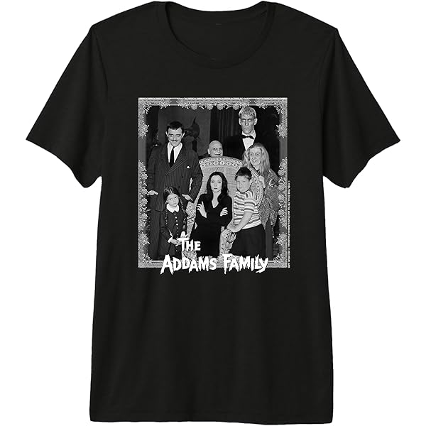 Amazon.com: The Addams Family Portrait Long Sleeve T-Shirt