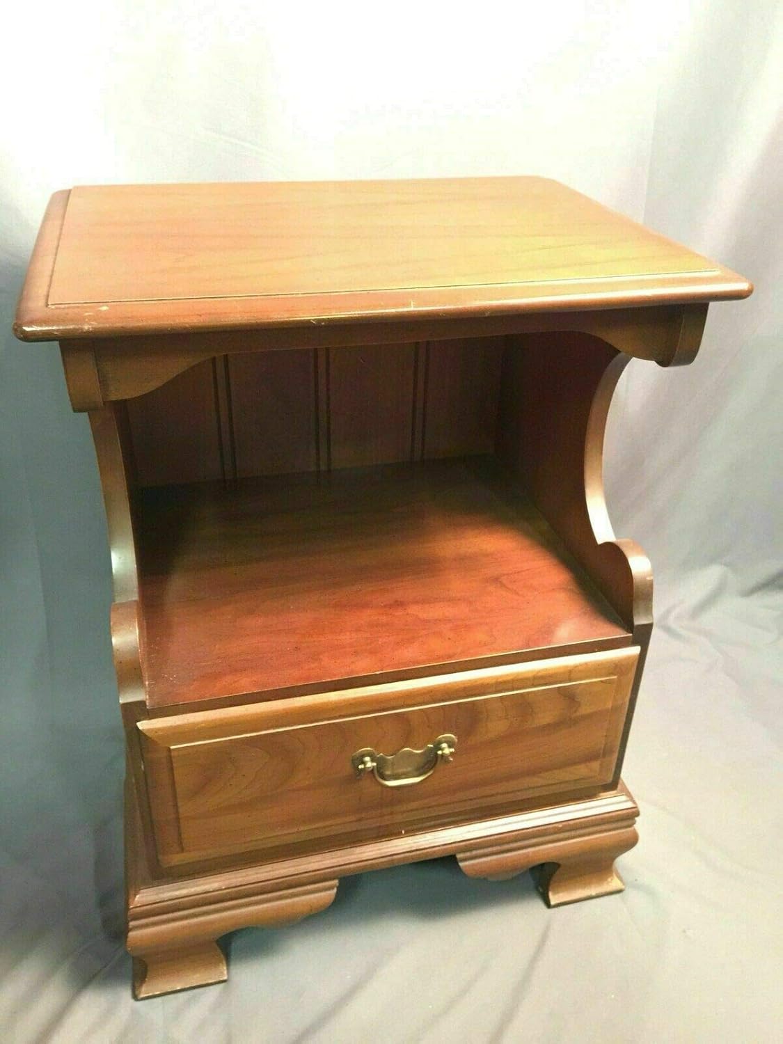 Best American Drew End Table