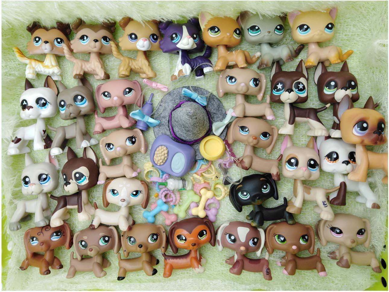 Emmas 1995 (lps Pets Random 5pcs & lps Accessories Random 8pcs) lps Short Hair Cat Collie Family Random Pets Suprise Gift Yellow