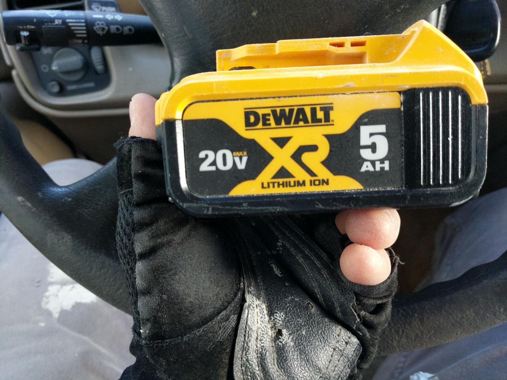 DEWALT 20V MAX Lithium-Ion 5.0 AH Battery (2-Pack) photo review