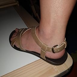 olukai upena gladiator sandal