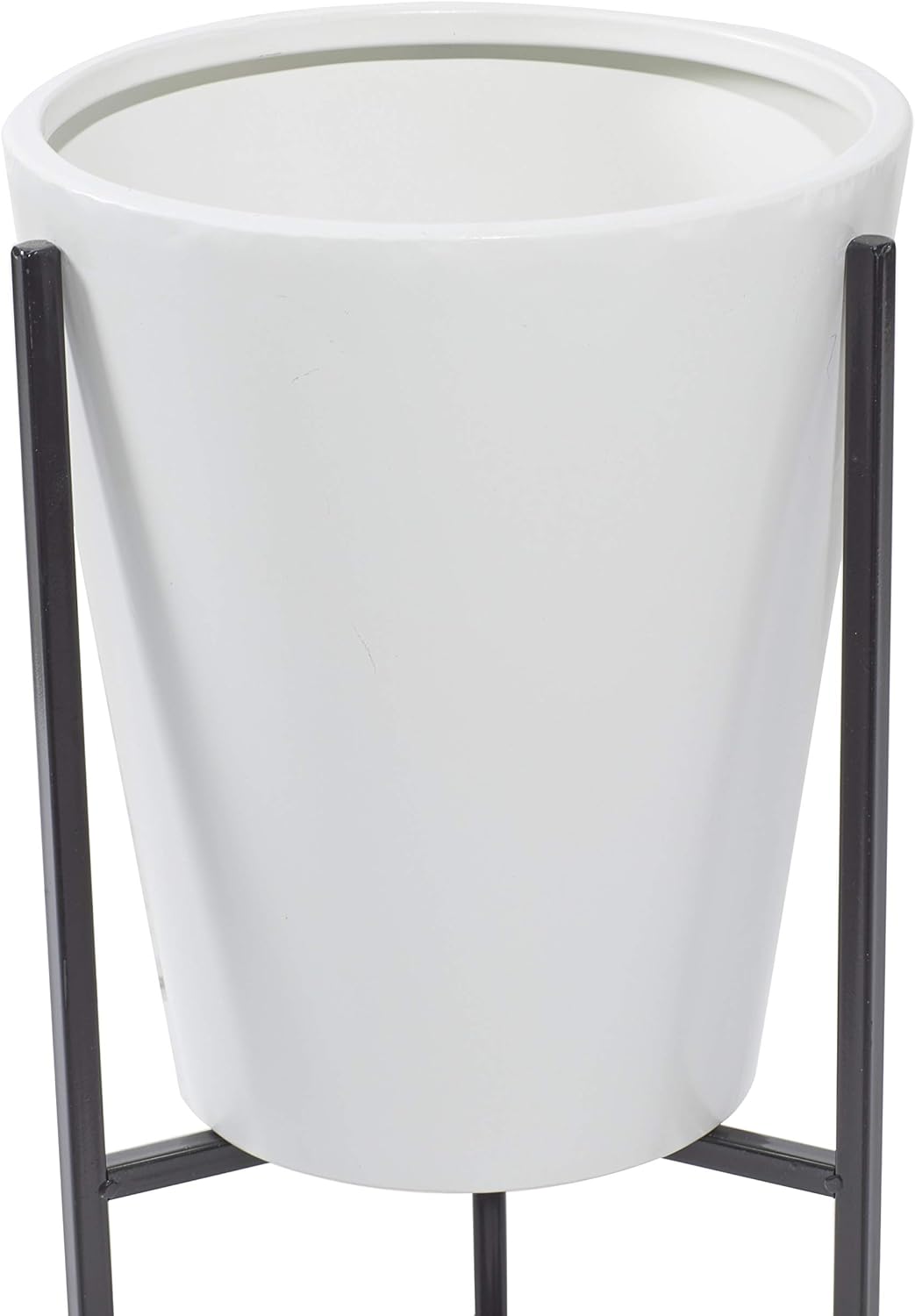 Deco 79 36755 36755 Planter With Stand, White/Black: Home & Kitchen