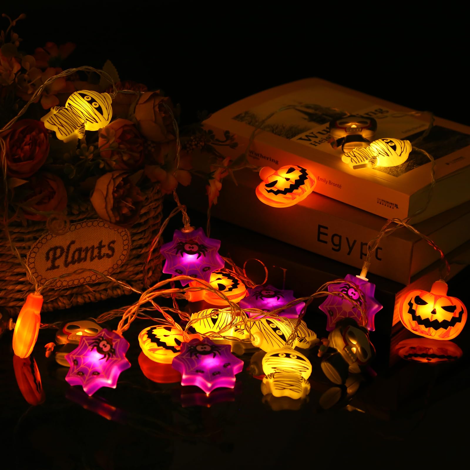 3 Metres Halloween String Lights - 20 LED Pumpkins, Spiders, Skeletons and Mummies - 2 Modes for Indoor Decoration and Party
