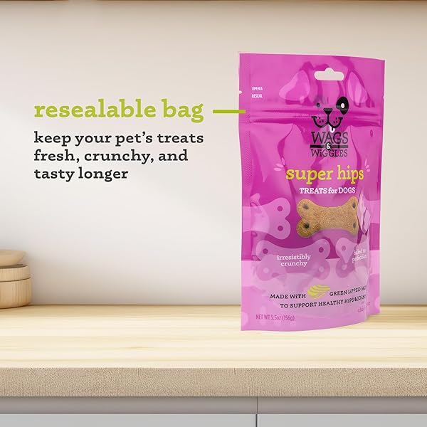 WAGS & WIGGLES SUPER HIPS FUNCTIONAL TREATS FOR DOGS, CHICKEN FLAVOR, 5.5 RESEALABLE BAG | HIP & JOINT SUPPORT DOG TREATS WITH GREEN LIPPED MUSSEL, FISH OIL, AND TURMERIC