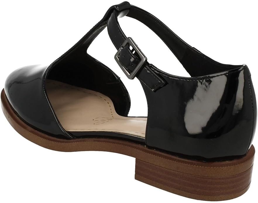 clarks taylor palm black patent