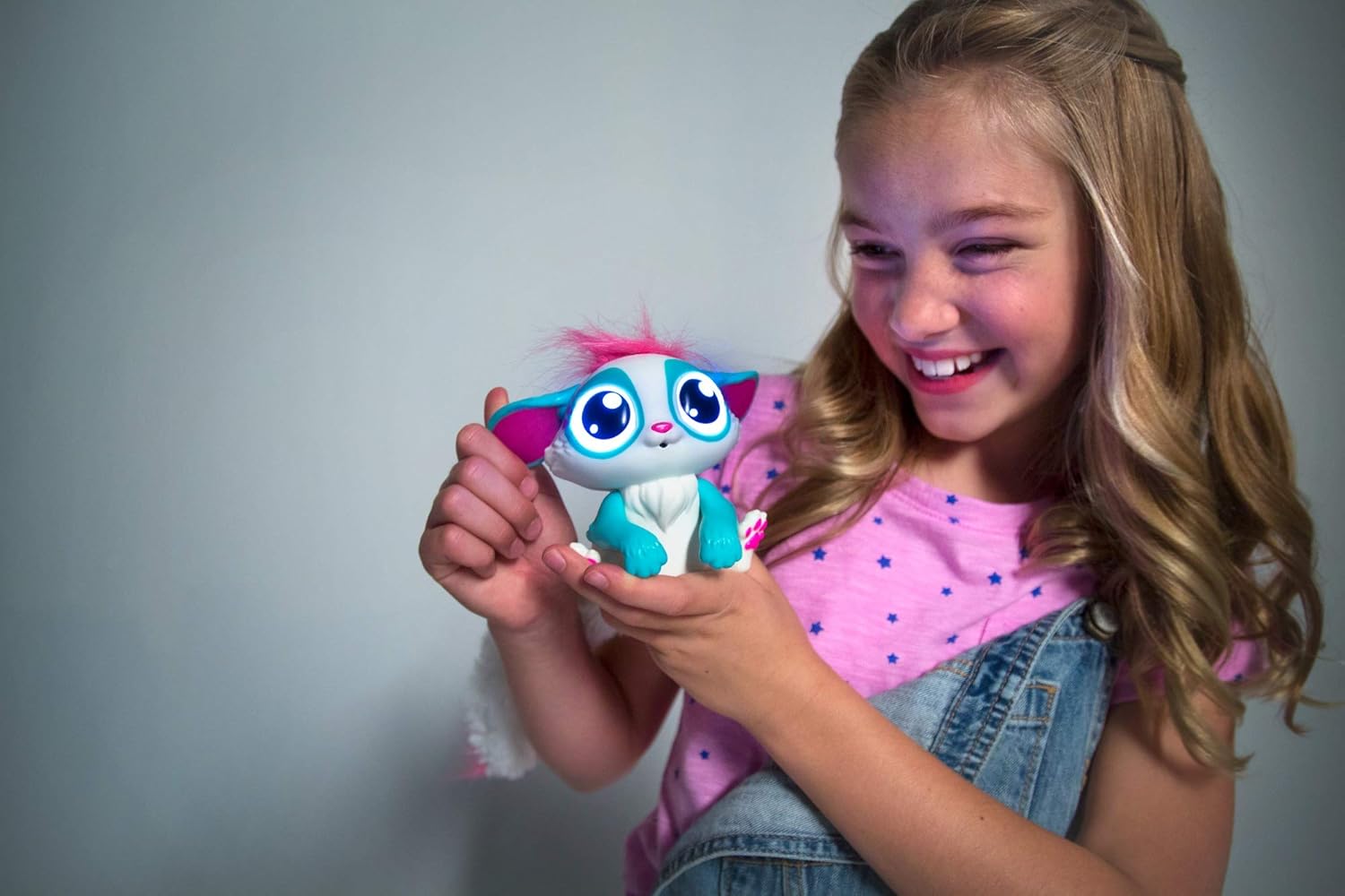 Mattel GHP19 - Lil ́Gleemerz Amiglow Blue Interactive Toy, Reacts to Touch and Sound, Gift for Children from 5 Years - Image 4