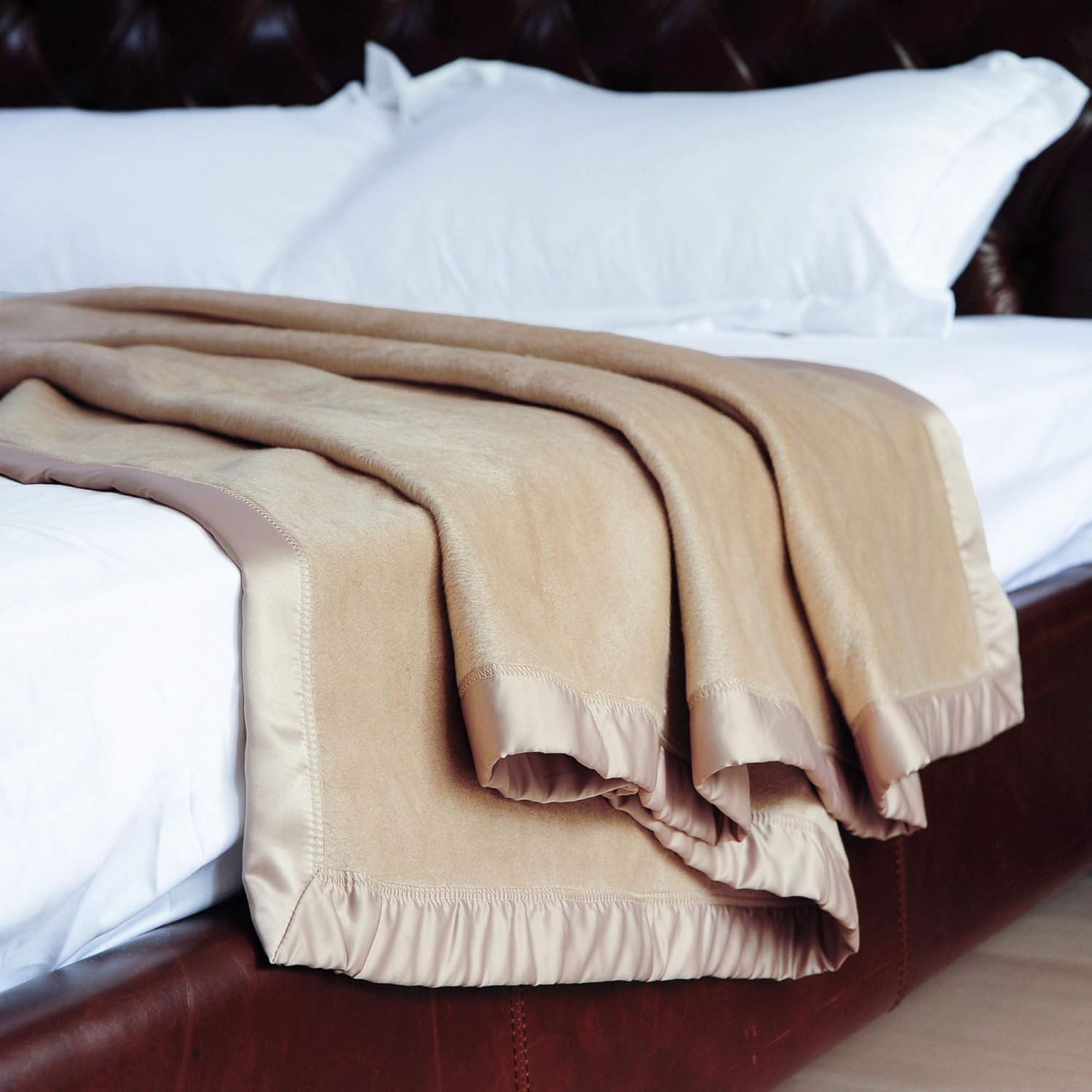 CUDDLE DREAMS Silk Blanket for All Seasons, Premium Mulberry Silk, Naturally Soft, Breathable (Taupe, Full/Queen 90" × 90"): Home & Kitchen