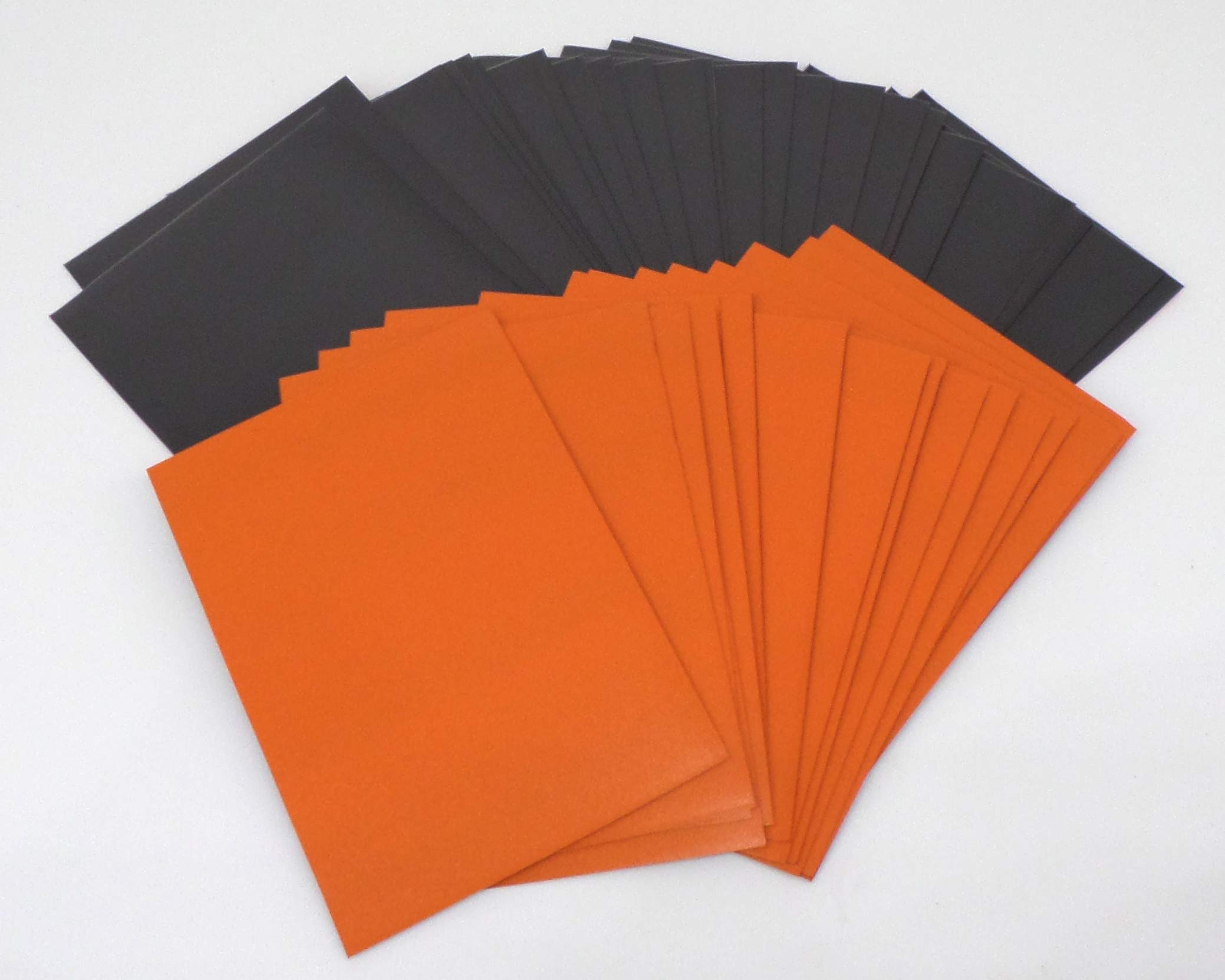 docsmagic.de 100 Premium Bi-Color Card Sleeves Mat Orange/Black Standard Size 66 x 91