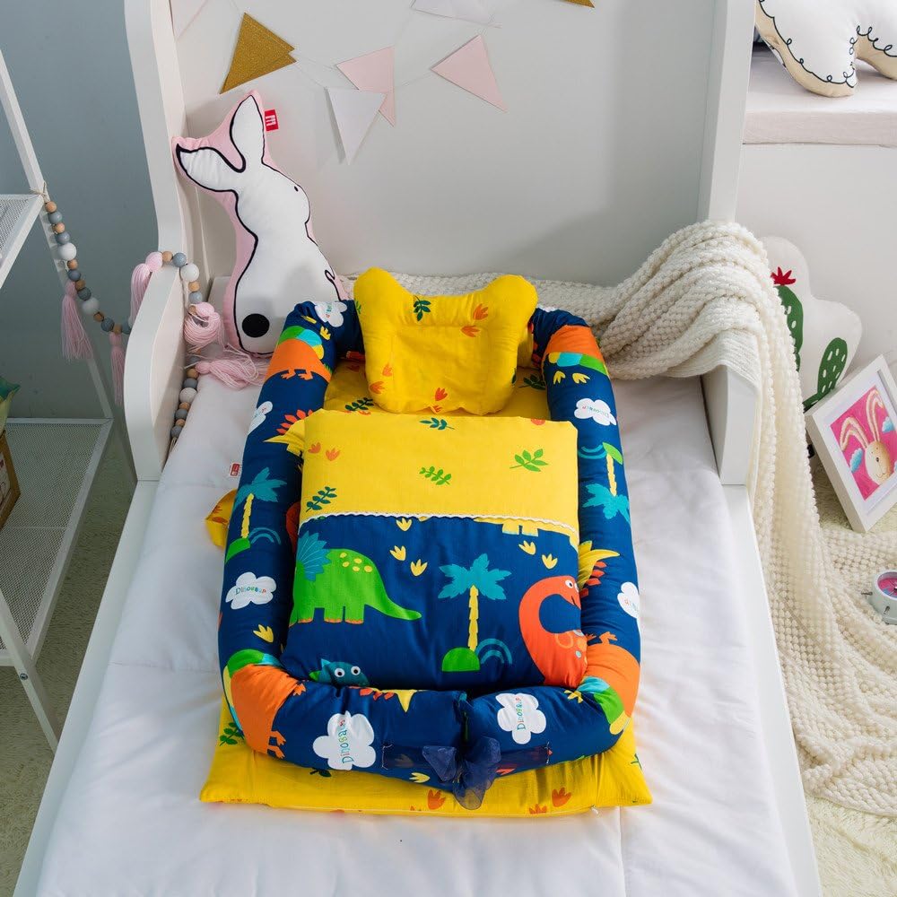 Baby Cot with Quilt (0-24 Months) Detachable Baby Isolated Bed Newborn Baby Sleeping Artifact Collapsible Bionic Bed (Dinosaur Paradise)