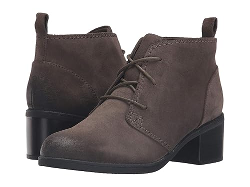 clarks nevella harper