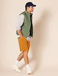 Amazon Essentials Men's Classic-Fit 9" Chino
