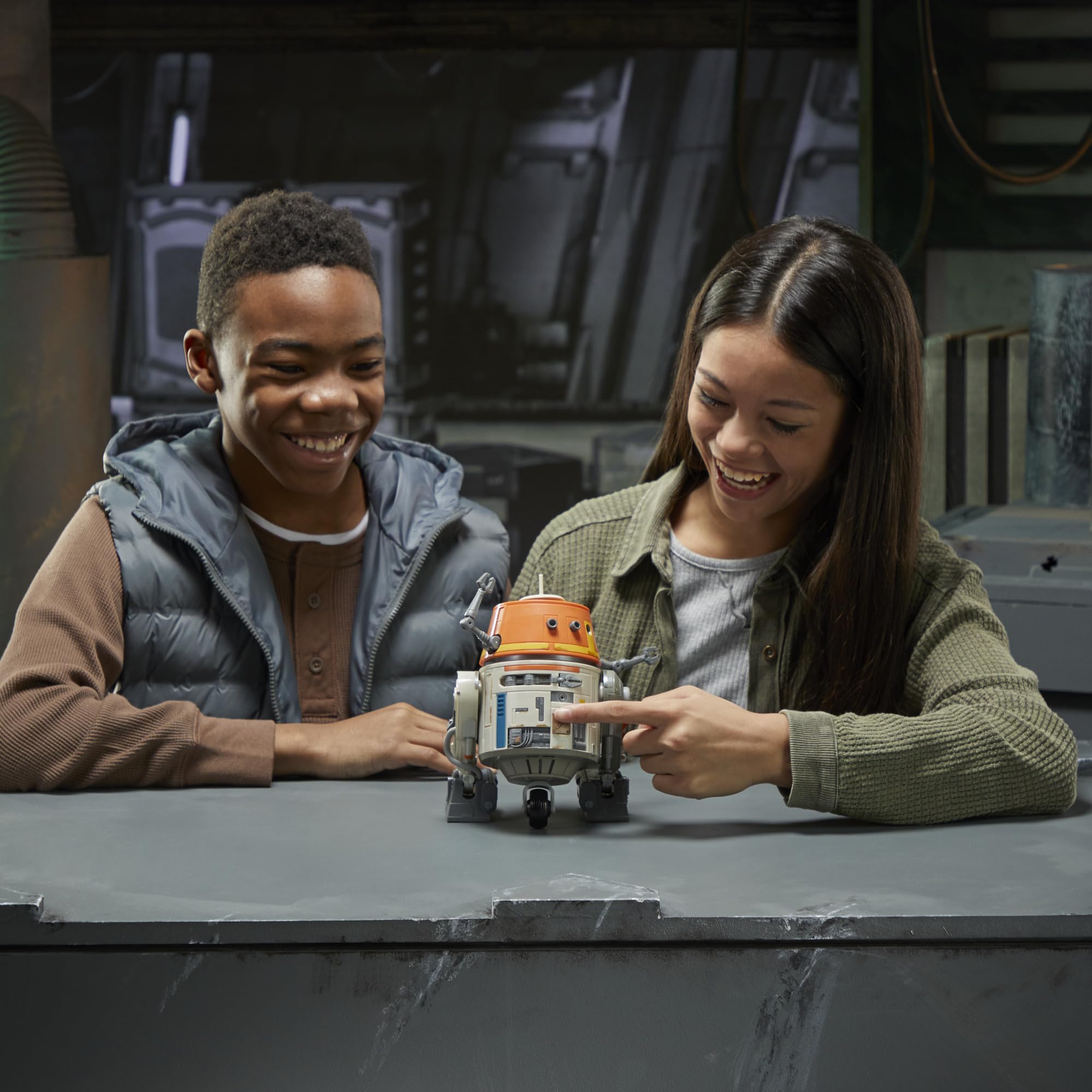 STAR WARS Chatter Back Chopper, Ahsoka Animatronic Toys, 40+ Sound & Movement Combos, Interactive Toys for 4 Year Old Boys & Girls