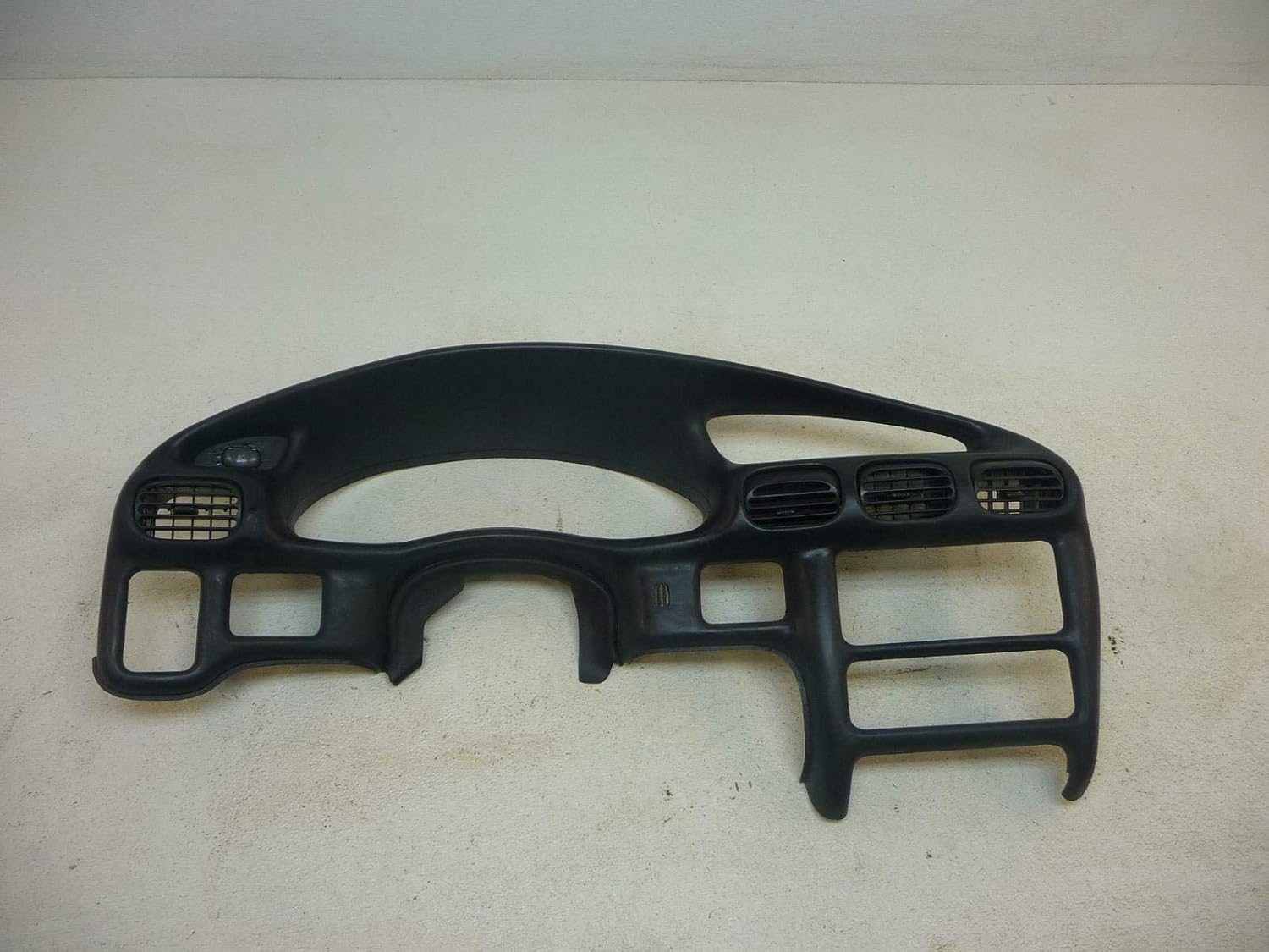 Morad Parts 2002 Pontiac Grand Prix Dash Bezel Cluster Speedometer Trim Radio