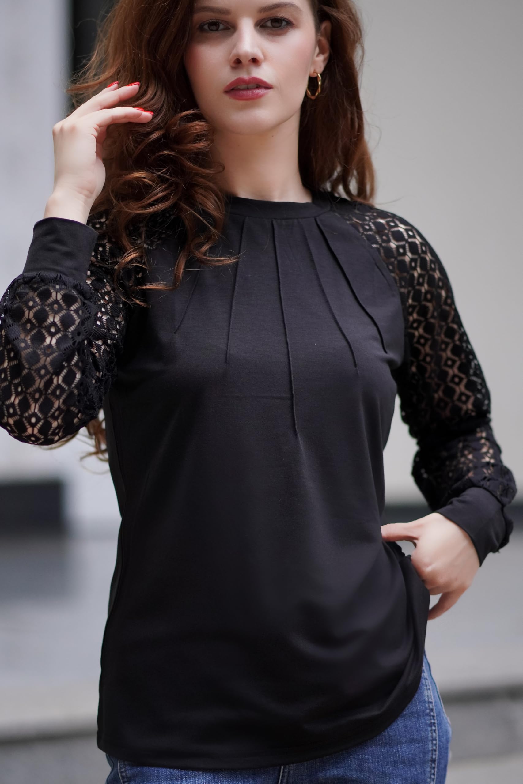 Lace Long Sleeve Pleated Blouse