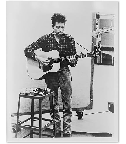 Amazon.com: AllPosters Wall Art Print Bob Dylan Playing Guitar and