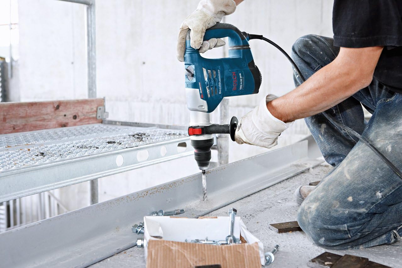 Bosch Professional Rotary Hammer with SDS plus GBH 4-32 DFR (240V, 900W, incl. Quick change chuck 13 mm, Depth stop 310 mm - Image 3