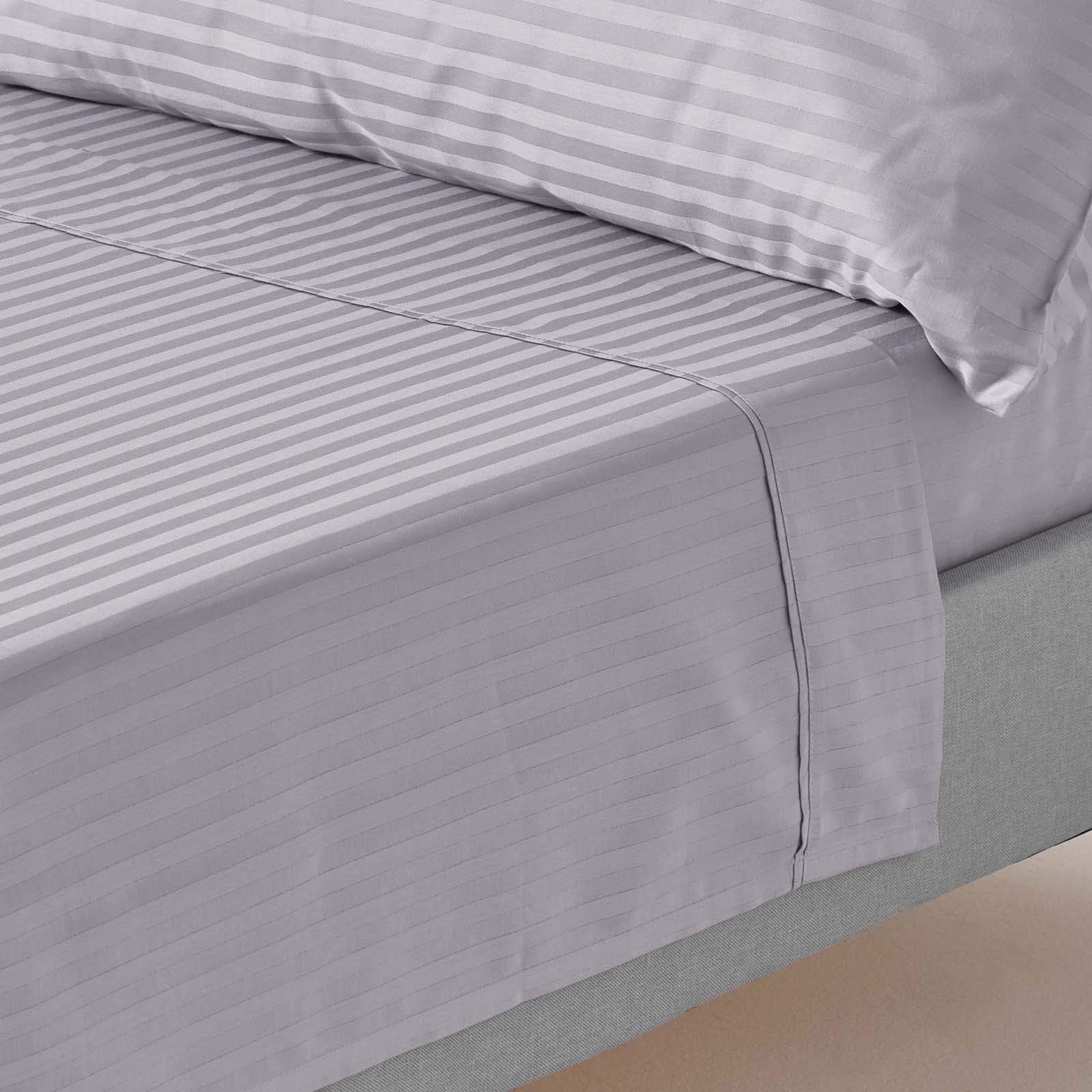 HOMESCAPES Grey Pure Egyptian Cotton Flat Sheet King 330 TC 500 Thread Count Equivalent Satin Stripe Bed Sheet