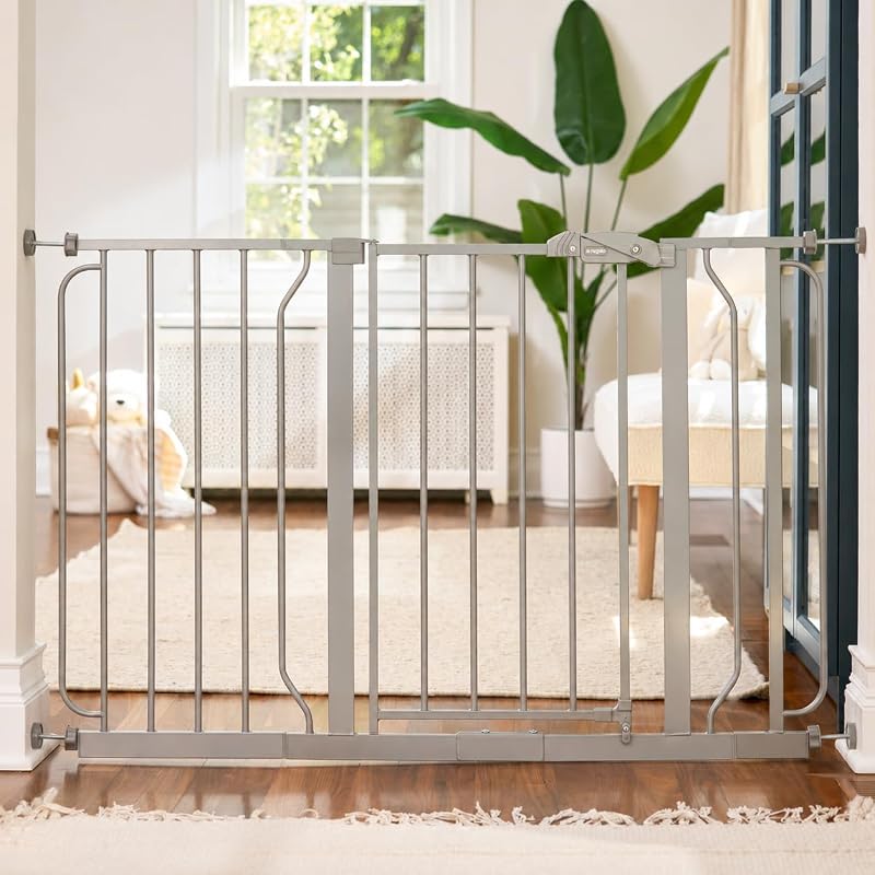 Regalo Extra Wide Baby Gate Doorways and Stairs 73.6-122 cm White