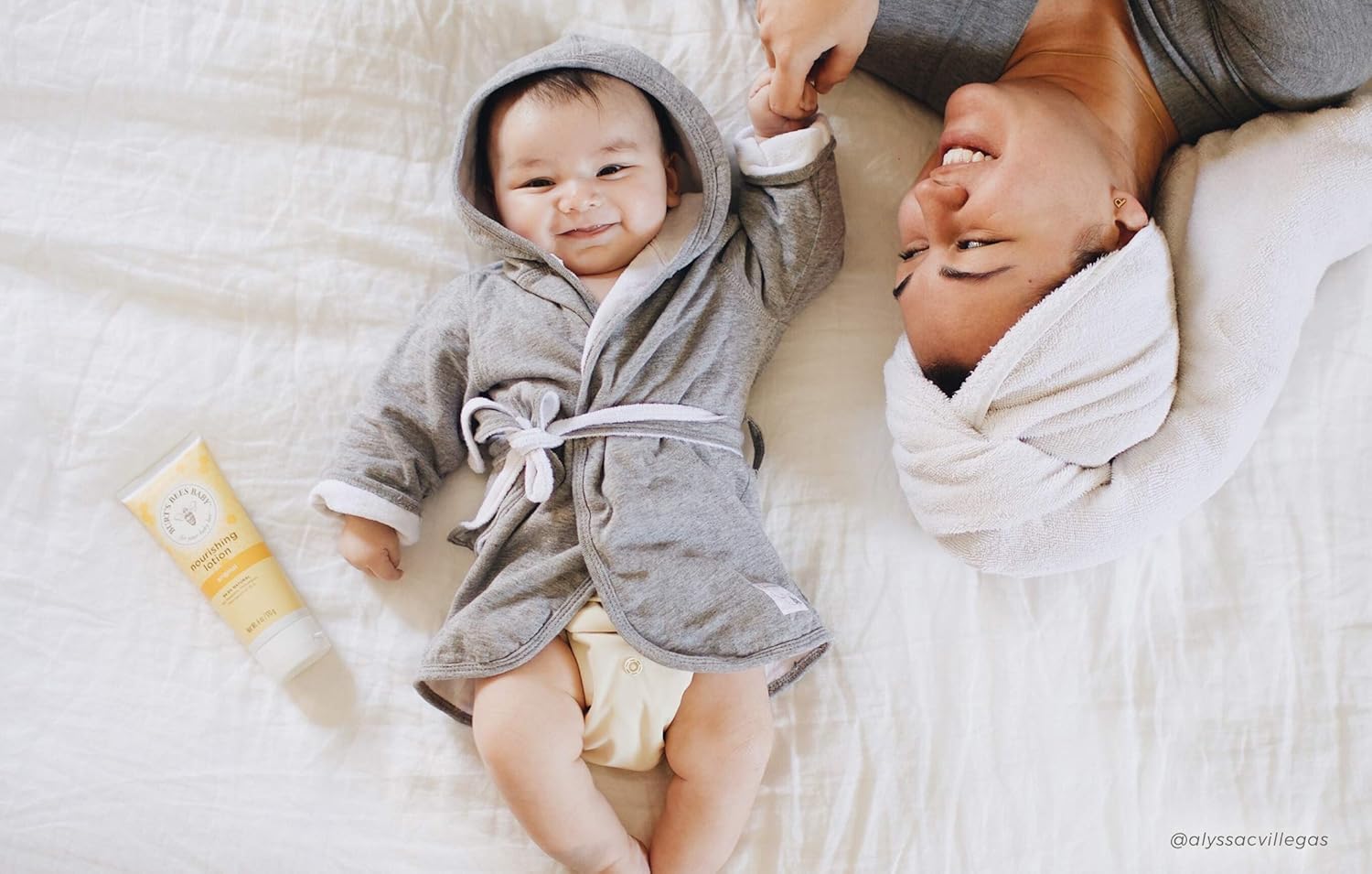 Burt's Bees Baby - Bathrobe, Infant Hooded Robe, Absorbent Knit Terry, 100% Organic Cotton, 0-9 Months (Heather Grey): Baby