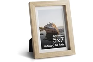 HAUS AND HUES 5x7 Picture Frame with Real Glass and Natural Oak Matted to 4x6 - Oak Glass Photo Frame - Includes American Oak, Easel Back, Vertical Hang - Ideal for Home, Office (5x7 in, Natural)