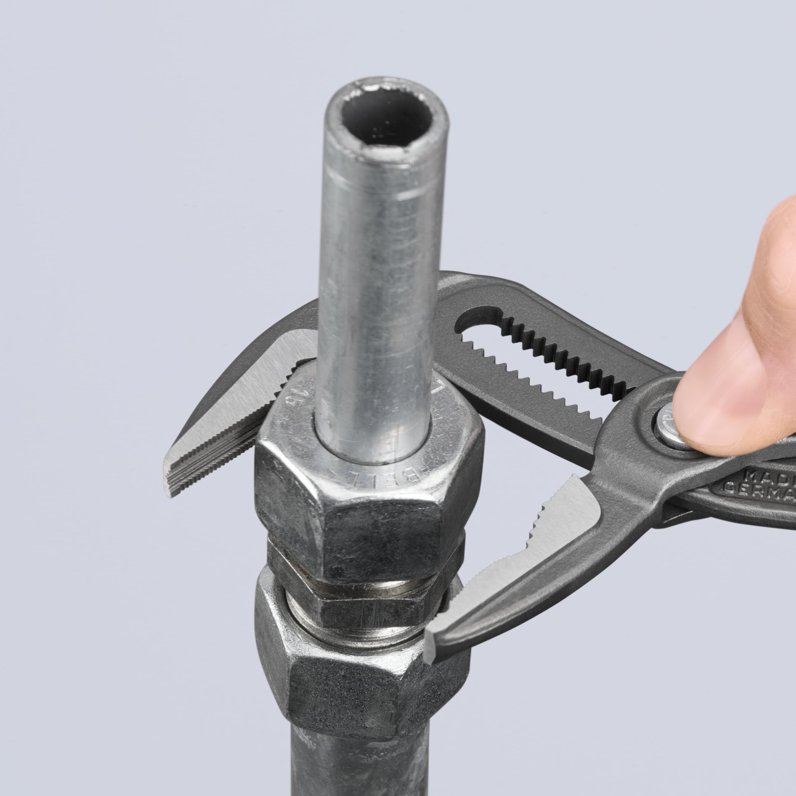 KNIPEX Cobra ES Wasserpumpenzange extra-schlank auf SB-Karte mit rutschhemmendem Kunststoff überzogen 180 mm, 87 51 180 SB 7