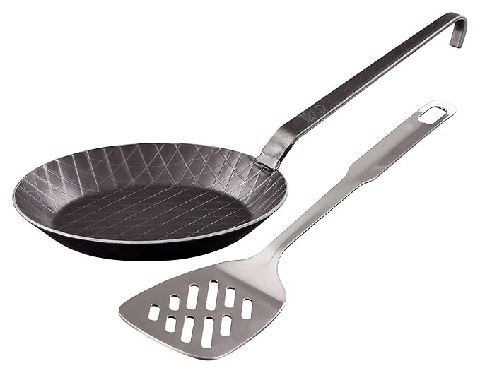 GRÄWE Schmiedeeiserne Bratpfanne Ø 20 cm, mit Hakenstiel, inkl. Pfannenwender - Made in Germany