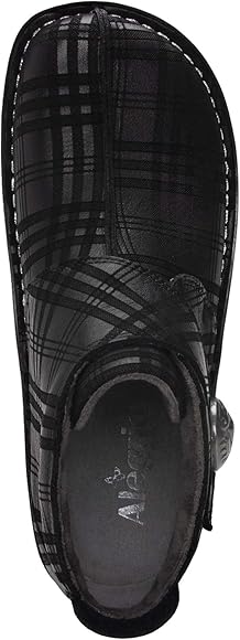 dillyn platform bootie