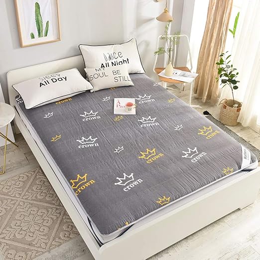 Amazon Com Pp Dd Single Adult Student Dormitory Folding Mattress Japanese Futon Cushion Floor Sleeping Mattress Soft Not Slip Matt Tatami J 120x200cm 47x79inch