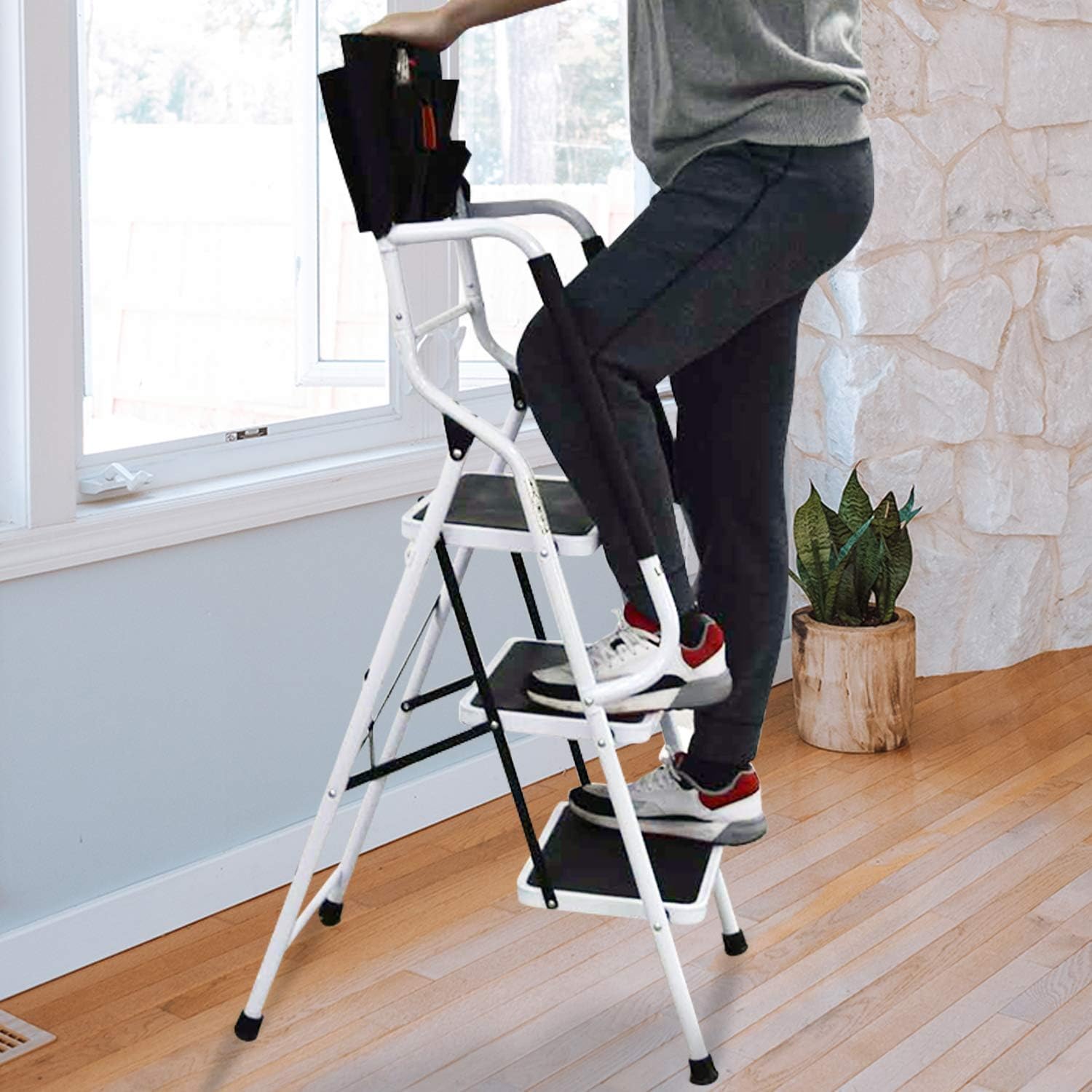 charaHOME 3 Step Ladder Step Stool 500 lb Capacity Folding Portable Ladder Steel Frame with Safety Side Handrails Non-Slip Wide Pedal Kitchen and Home Stepladder with Attachable Tool Bag - - 
