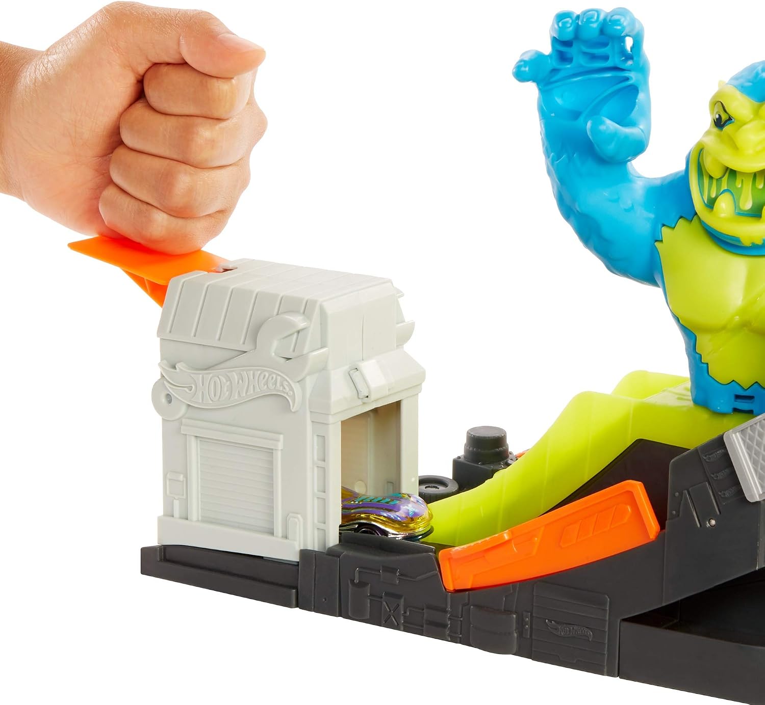 Hot Wheels Toxic Ape Attack Play Set for Kids 4 to 8 Years Old, Launch Included Hot Wheels Car at Moving Purple Ape to Defeat It Before It Knocks Cars Off the Track & Destroys GarAge - Image 5