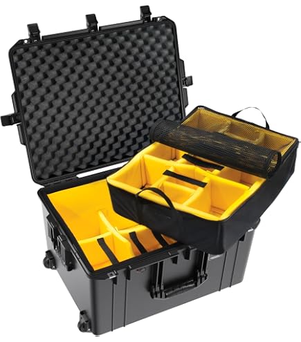 Amazon.com: Pelican Storm iM2975 Case With Foam (Black) : Sports