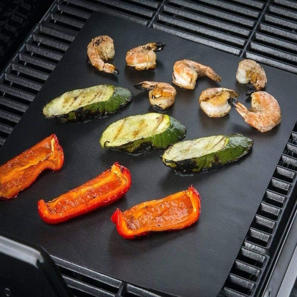 Smaid Grill Mat BBQ Grill Mats Non Stick - Grill mats for Outdoor Gas Grill,Reusable and Easy to Clean - Works On Gas, Charcoal, Electric Grill and More - 15.75 x 13 Inch: Garden & Outdoor