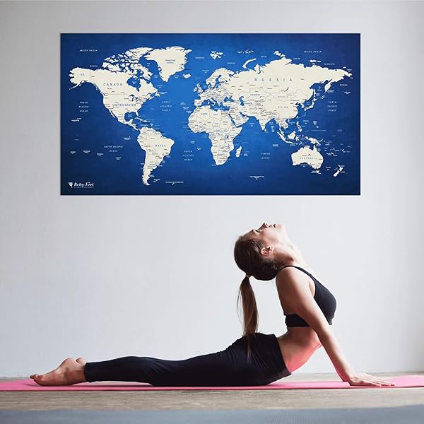WORLD MAP XXL 51 X 28 INCHES IN ‘ERROR BLUE’, FLEECE WALL HANGING AS TRAVEL PIN BOARD IN MODERN WALL ART DESIGN, 20 FLAG PUSH PINS INCLUDED