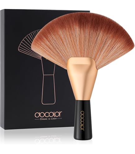 Amazon.com: TOM FORD Soleil Bronzing Brush : Beauty & Personal Care