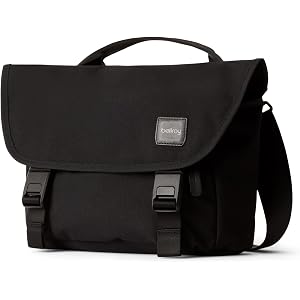 Bellroy Classic Messenger 6L, Small Messenger Bag - Black | 6L small messenger bag with magnetic buckles, smart pockets and a