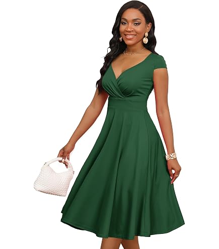 1950s fit and flare dress Little Black Dress, 1950s Dress, LBD, 50s Black Dress, 1950s and Bow, 1950s Fit and Flare, Vintage 1950s Dress the chest contour fit is 39 1950s PEARLS and LACE fit