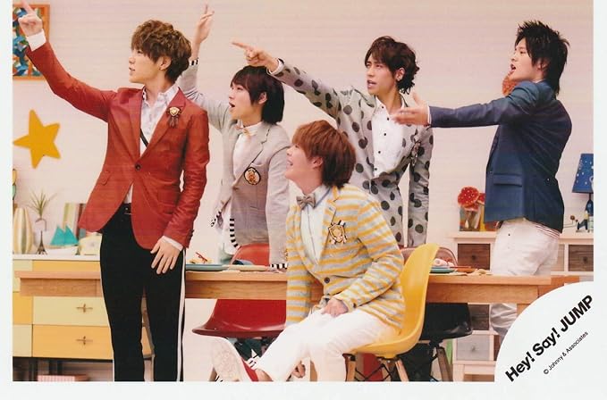 Amazon 山田涼介 有岡大貴 伊野尾慧 八乙女光 岡本圭人 Hey Say Jump 公式生写真 目線左方向 口開け アイドル 芸能人グッズ 通販