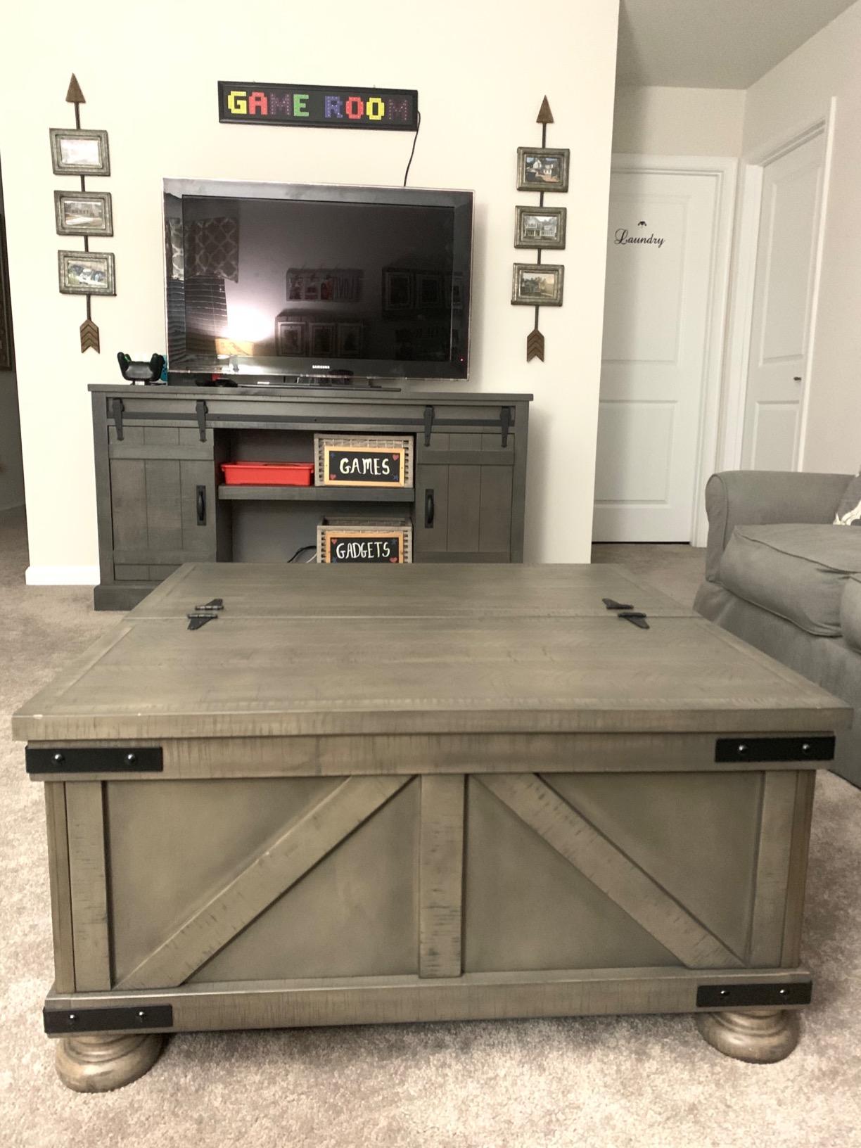 32/mo Finance Signature Design by Ashley Wystfield Farmhouse Square