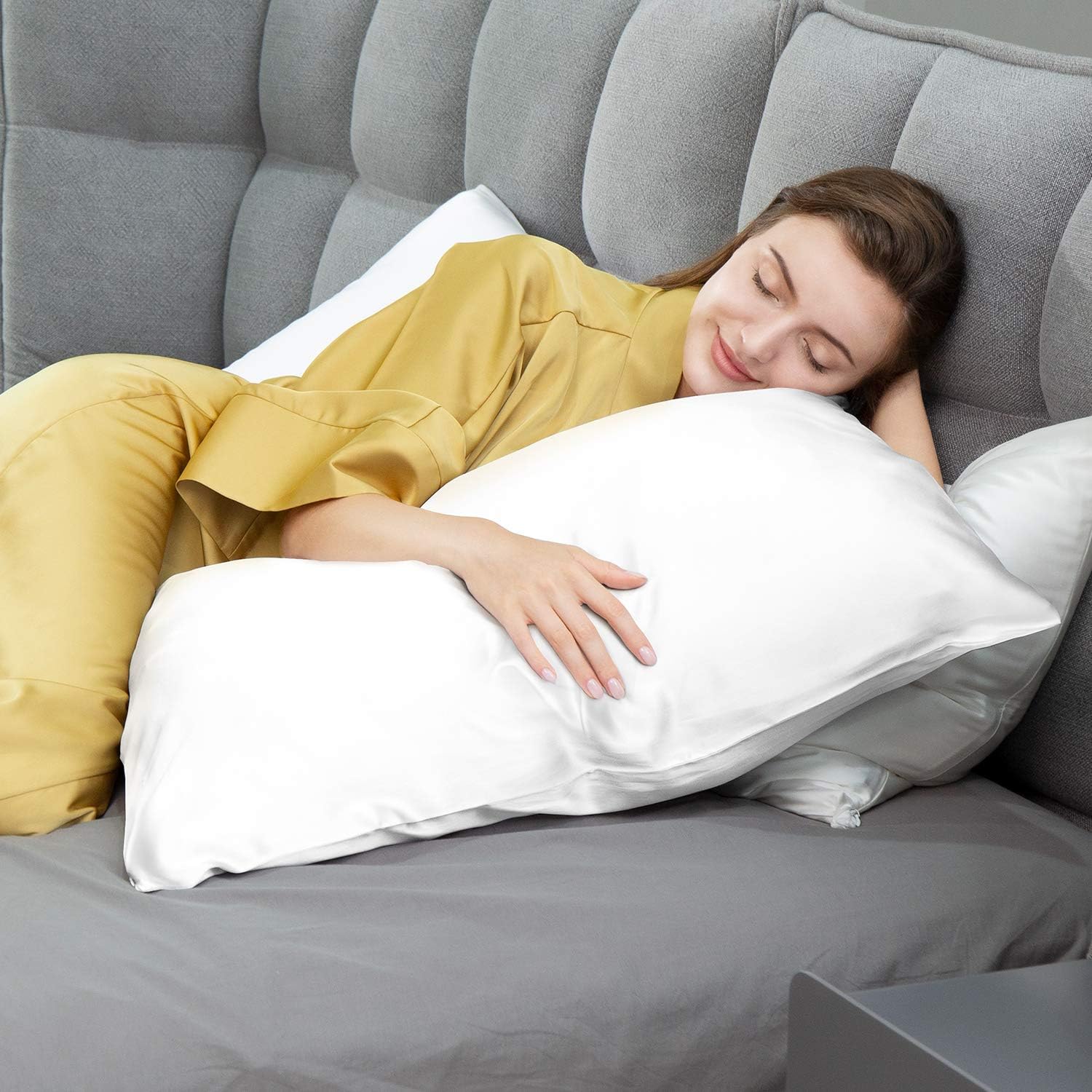 100% Mulberry Silk Pillowcase for Hair and Skin, Both Sides 19 Momme Pure Natural Silk Pillowcases Soft Breathable Queen 20''×30'', White 1 Pack: Kitchen & Dining