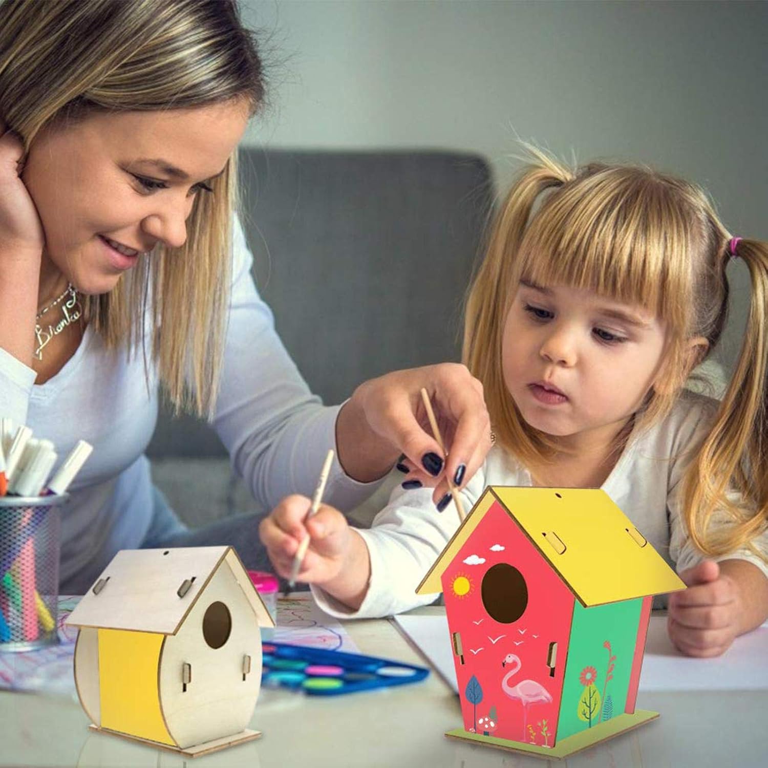 Gwhw Nichoir Peint Pour Enfants 2 Pieces Bricolage En Bois A La Main Graffiti Nid Doiseau Artisanat Ornements Oiseau Maison Jouets Kit De Peinture Pour Enfants Creatifs Bois Jeux Et Jouets Zwembaddebeemd Nl