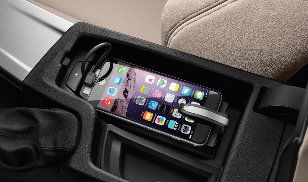 BMW Genuine Snap In Adapter Connect Docking System For iPhone 7