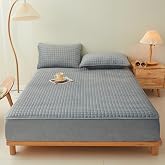 LweiPsqLin Quilted 100% Polyester Fitted Sheets,Soft Polyester Fleece Mattress Top- Suitable for Fall and Winter,Fitted Deep Pocket Up to 15''. (Gray, Twin)
