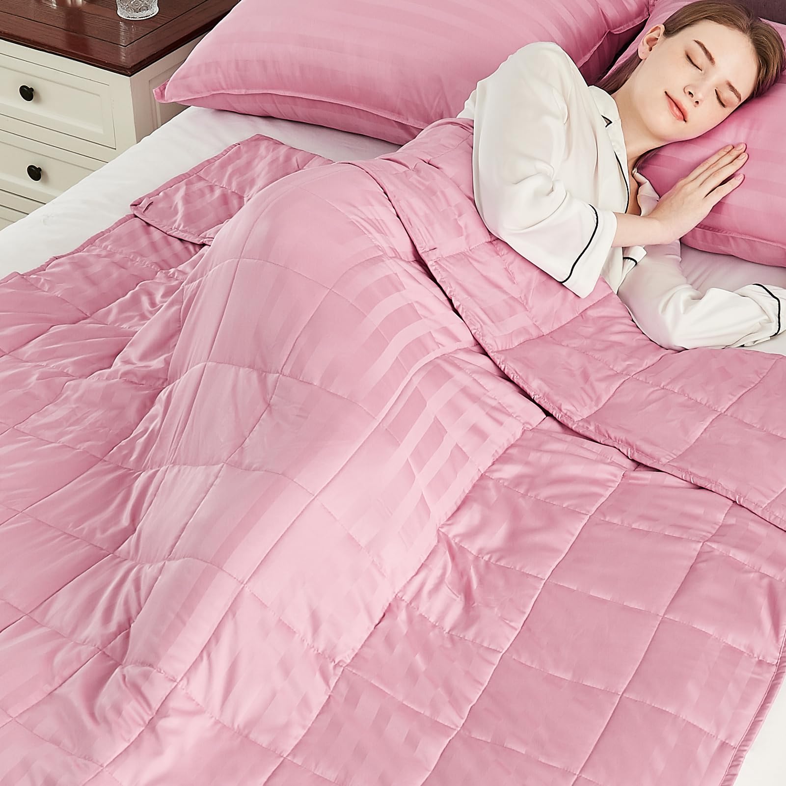 Photo 1 of Weighted Blanket Queen/King Size (80"x87" 25lbs),Ultra Soft and Cozy Cooling Weighted Blanket for Adult,Heavy Blanket with Machine Washable Soft Blanket, Pink