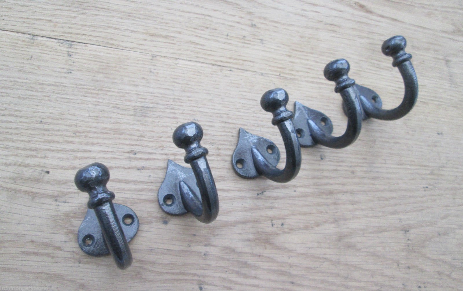 IRONMONGERY WORLD® 3050AI 5 X Ball TIP Antique Style Single Coat Hook CAST Iron Hanging Hook Hanger