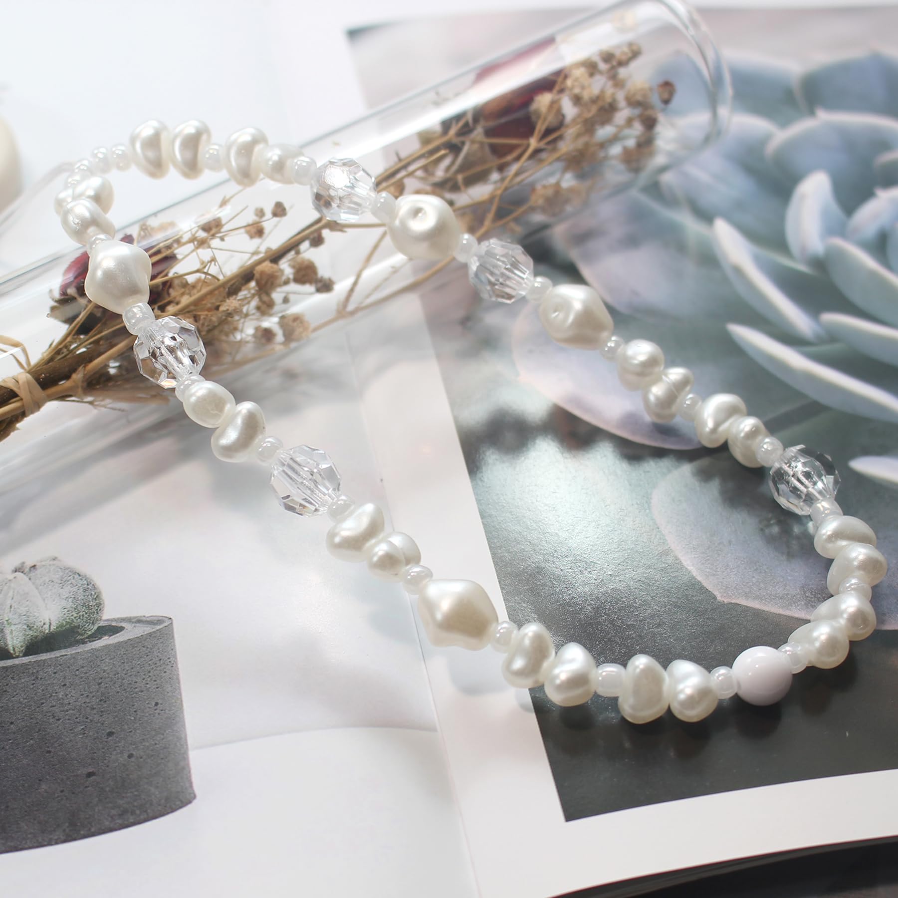 Beaded Camera Wrist Strap, Cute Phone Charms Strap, Pearl Bracelet Wrist Strap, Phone Keychain Decoration for Wallet