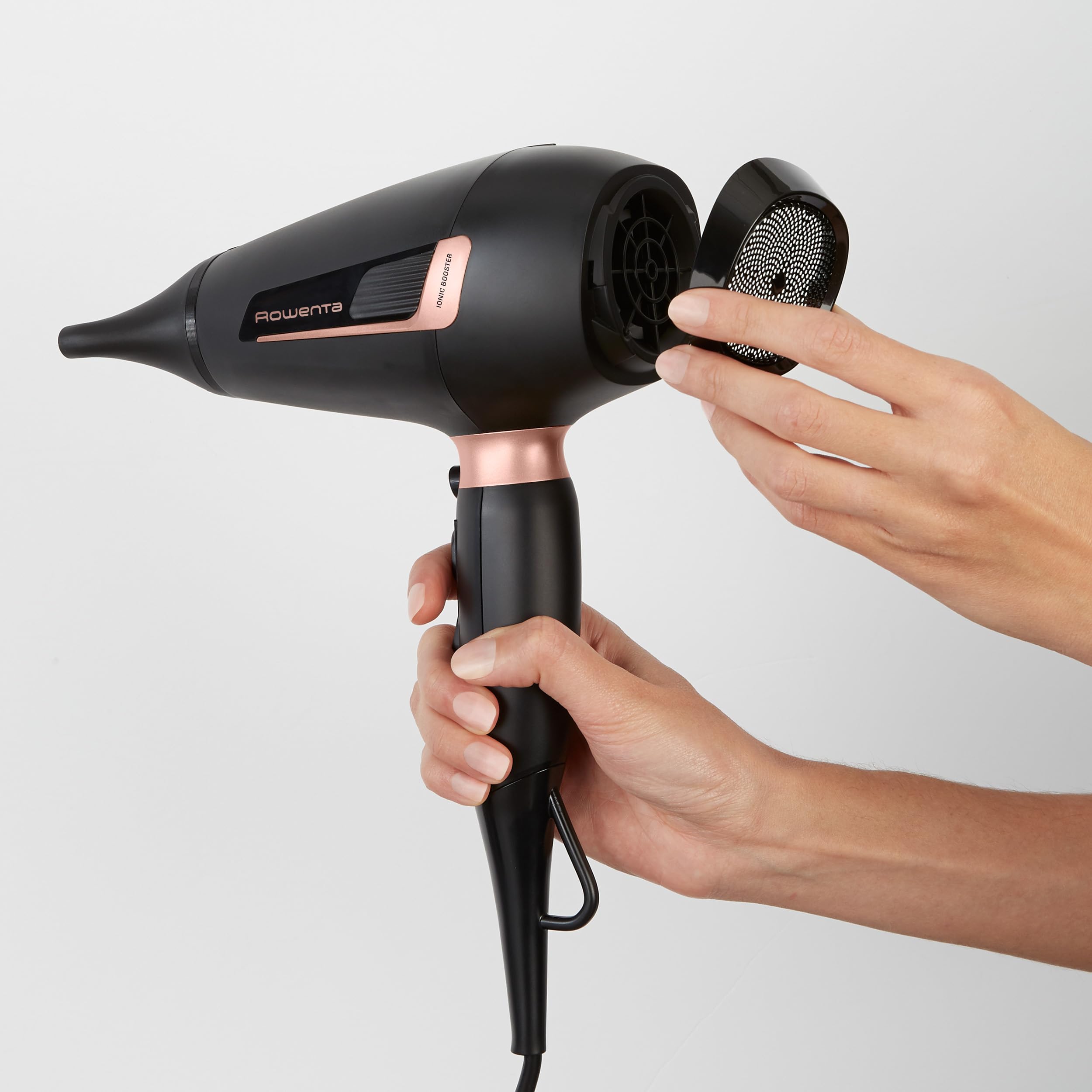 Rowenta Pro Expert Haartrockner, 2200-Watt-Pro-AC-Motor, besonders schnelle Trocknung, Ionen-Booster-Technologie, vielseitiges Zubehör, einfach zu bedienen, Kaltstufe, Schwarz/Roségold, CV8830F0 7