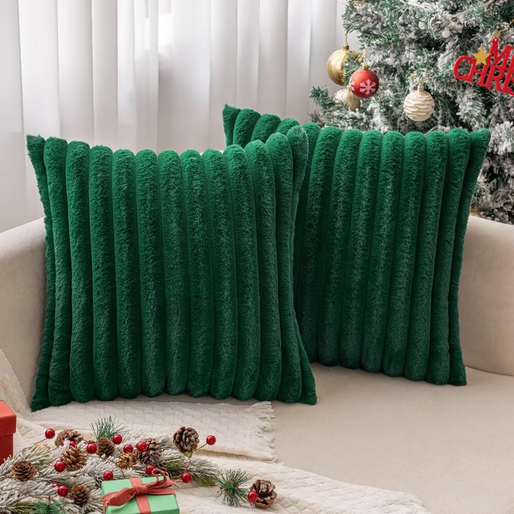 MIULEE Christmas Plush Velvet Cushion Covers, Soft Faux Fur Cushion Covers Modern Decorative Pillowcases Zipper Washable Decorative Pillowcases for Living Room Bedroom Sofa 40x40cm, Set of 2, Green