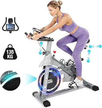 Amazon 無音マグネット式エアロバイク フィットネスバイク 負荷無段階 ハンドル サドル調節可能 家庭用健康ダイエット器具 デジタルメーター 移動キャスター付き 135kg耐荷重 スピンバイク 室内トレーニング自転車 有酸素運動 日本語説明書 一年保証