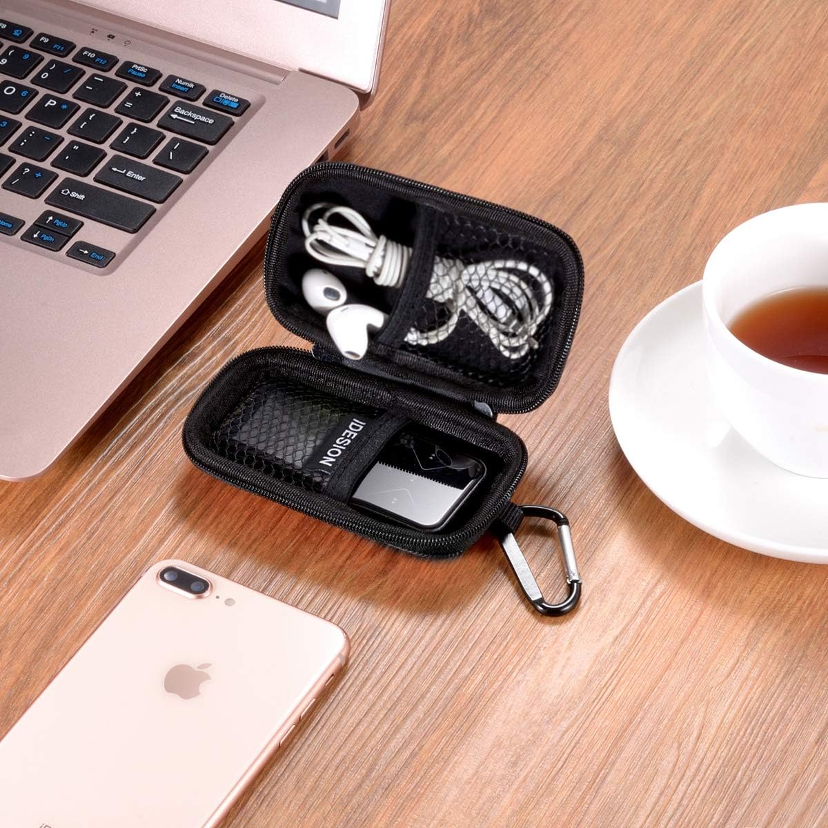 MP3 Player Case KINGTOP Durable Hard Shell Travel Carrying Case for MP3 MP4 Players,iPod Nano,iPod Shuffle,USB Cable,Earphones,Memory Cards,U Disk,Keys (Black)(3.9x2.0x0.43inch)