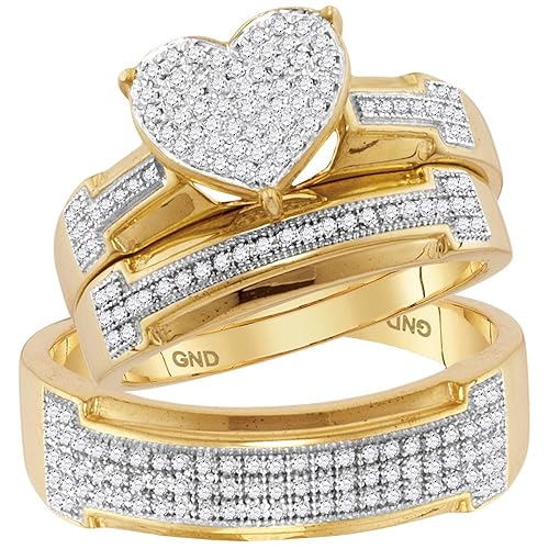 Juego de anillos de boda de oro amarillo de 10 quilates con diamantes redondos y corazones
